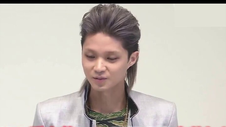 ฉากแต่งงานไคคุกุมิ: ซาการะ โทโมจิ เปิดเผยความลับสุดช็อกในวันแต่งงานของเขา