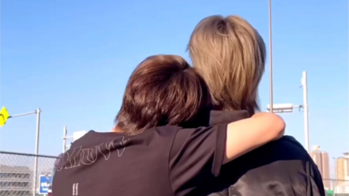 灿八，咋回事啊你俩，明明都是cha，为啥你俩的就要比别人长？还要跳两遍？