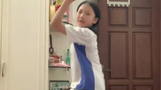 【Rock with you】10-year-old sister challenges the national anthem of the second country!