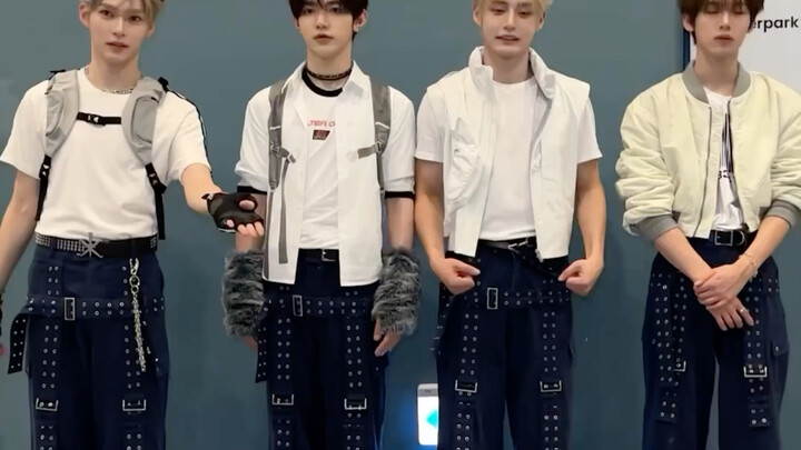 【ZB1】ELLE KOREA INS，成韩彬、章昊、金地雄、韩维辰“GOOD SO BAD”DANCE LEVEL CHALLENG