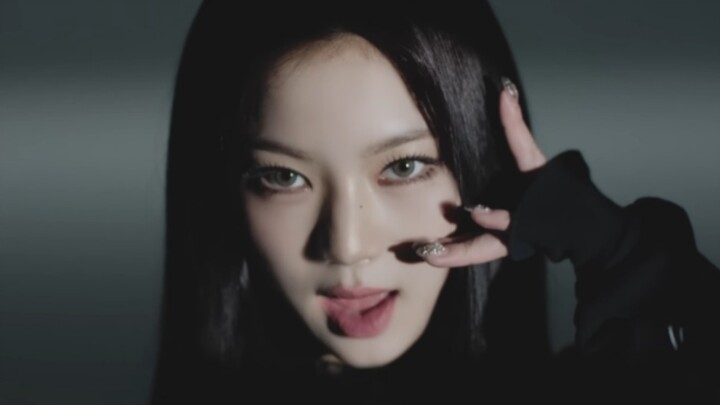 STAYC's "BEBE" dance version revealed!