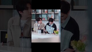 You're literally my type, I won't give up 👀🤭 #themiddlemanlove#blseries #thaibl #domunditv #flirt