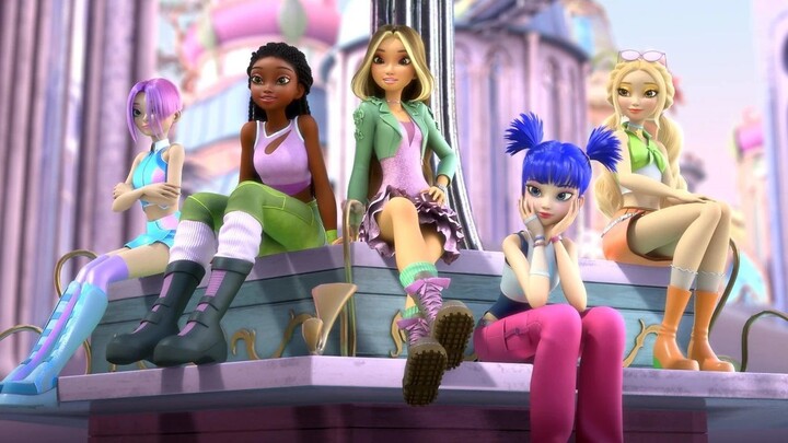 Winx Club: Sihir Geri Dönüyor - Sezon 1 Bölüm 5 - Alışveriş Gezisi