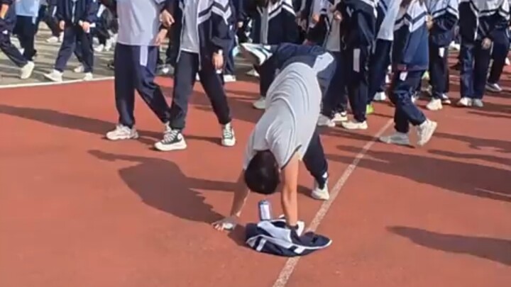 TV Thần Nhân: Các bạn cùng lớp đều bị tôi làm cho mê mẩn rồi