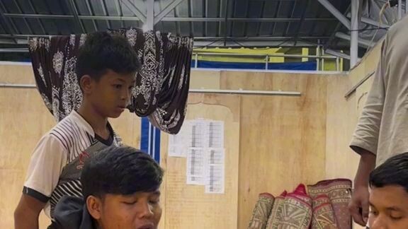 Reciting Qur'an with Beautiful Voice📖🤎