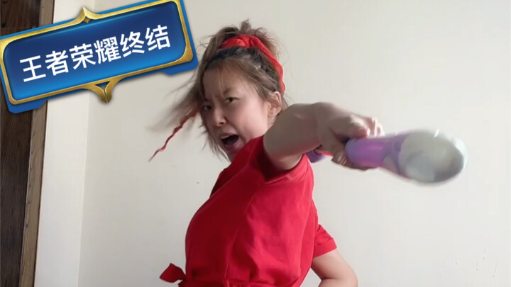 Cosplay Yunying sebagai Sang Penyelesaian di Honor of Kings