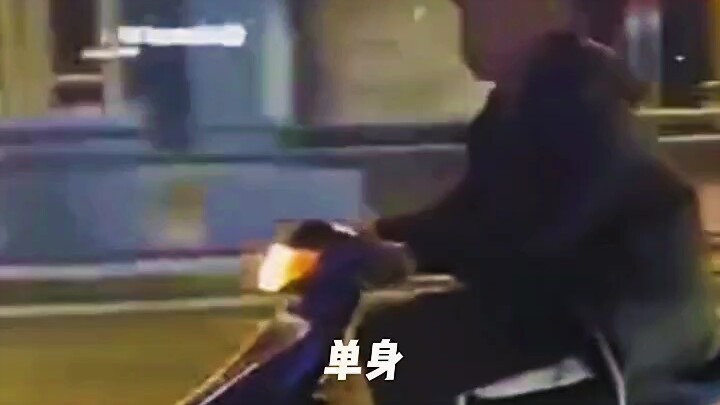 กุ้งสดหัวใจหมู