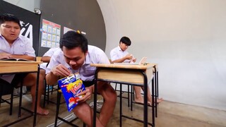10 วิธี  แอบกินขนมให้ห้องเรียน