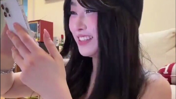 Pupu's look before debut