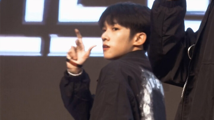 Money เวอร์ชั่นบอยแบนด์มัธยม?!