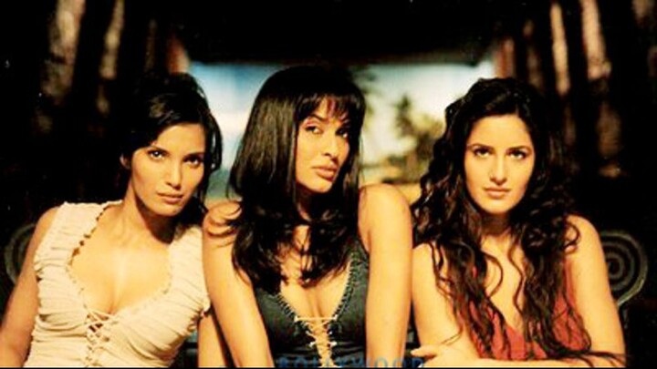 Boom (2003) - Katrina Kaif, Padma Lakshmi, Madhu Sapre
