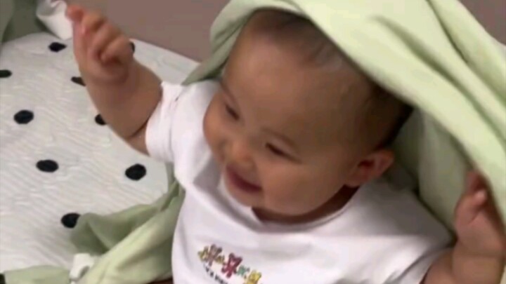 A showdown between hide-and-seek masters.