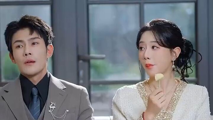 Reborn, I stopped avoiding possessive, obsessive CEO and wed him—cherished him,got spoiled rotten