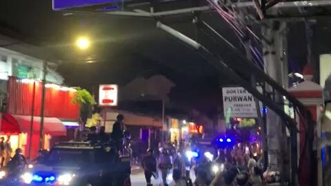 polisi trs berdatangan