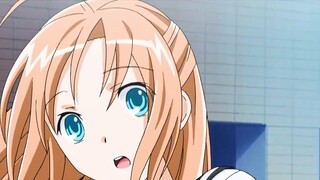 When he woke up, the male protagonist turned into a girl