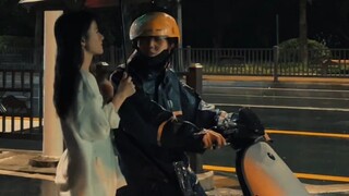 Tại sao tôi cần phải mang theo bạn gái khi giao đồ ăn? #deliveryboy #delivery #deliverywithgirlfrien