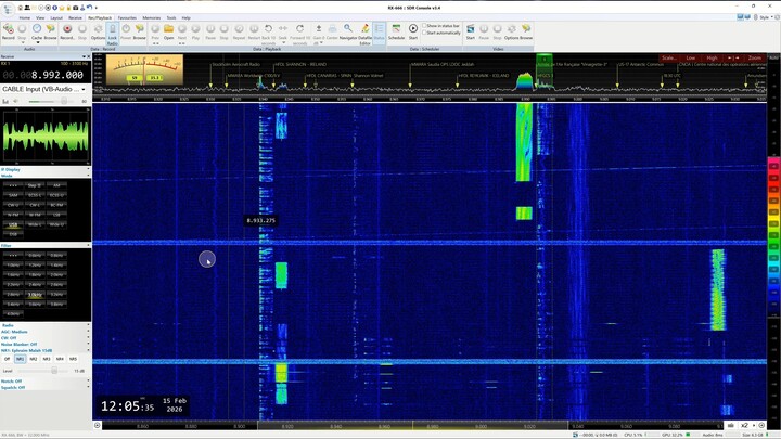 8992 Khz  -Armée de l'Air française "Vinaigrette-3"