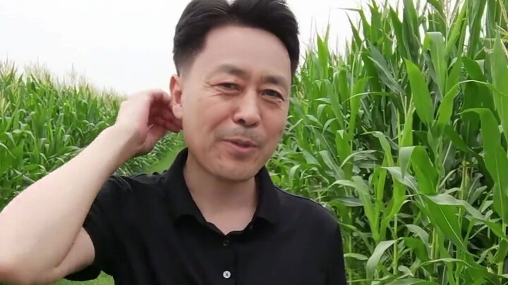 69 Tahun: Seorang Cendekiawan