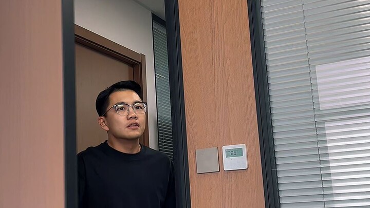 Apa yang dilakukan programmer di pagi hari?