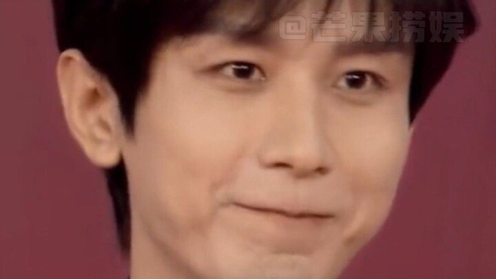 ชัดเจนเลยว่ากลุ่มครอบครัวมักจะได้เกาะขอบวงล้อมาดูเรื่องเม้าท์เสมอ?! #เฉิงอี้ #เฉิงอี้ได้กินเรื่องเม้