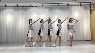 Lễ hội nghệ thuật trường trung học thực nghiệm Jincai--Múa lớp 1 (13)--"CHEER UP_ LOCO"
