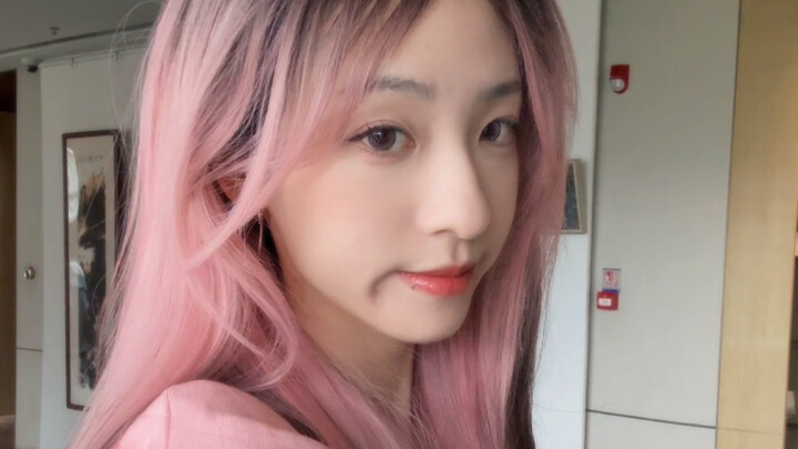 ظهرت الشخصية الجديدة فن جيِّر! إطلالة مكياج وتصفيف شعر متقنة للغاية!