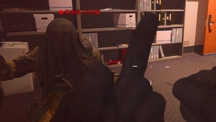 ประตูโลหะผสมไทเทเนียมถูกโจมตีจนแตก! 🔫