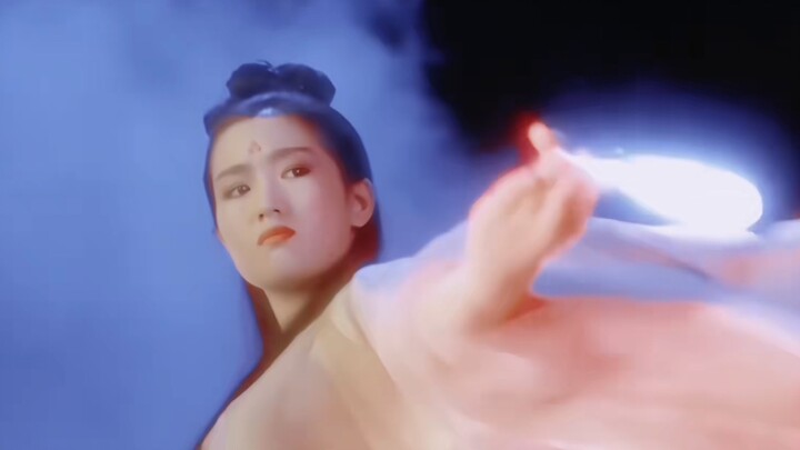 ถ้าพวกเขาเล่นบทฮีโร่นางฟ้า ฉันไม่คิดว่าใครจะรู้สึกว่าการสวมชุดธรรมดาๆ น่าเบื่อเลย