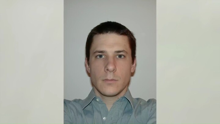 A man has been taking selfies for 25 years, documenting his transformation from a 22-year-old to a 4