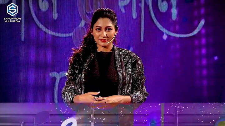 শ্রাবণের মেঘগুলো জড় হল আকাশে