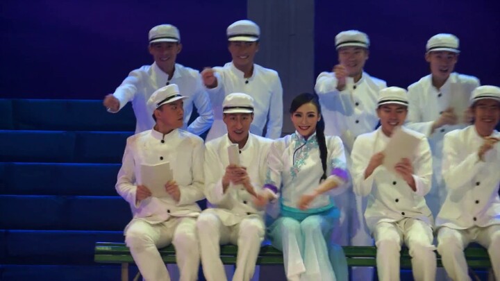 Drama tari "Young Schoolmates" dari China National Opera and Dance Theater