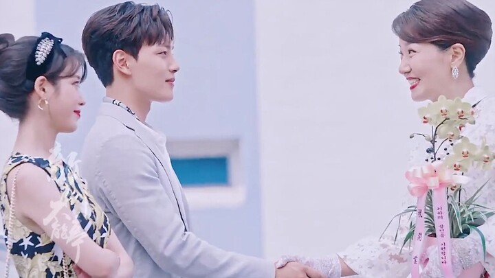 Ông chủ khách sạn tình cờ gặp Thần Tài và nhận được thẻ đen, nào ngờ tiêu xài phung phí, đến tháng s