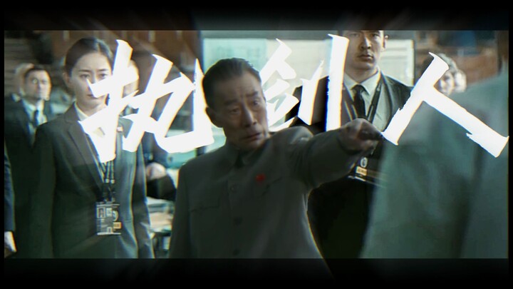 His furious roar sends chills down your spine—it’s absolutely terrifying!