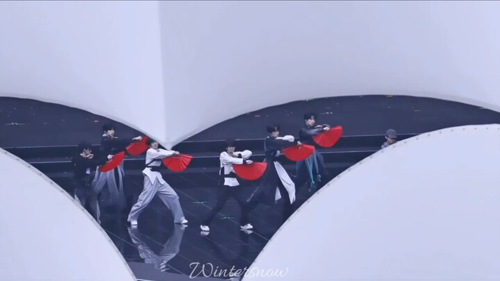 【Gia tộc TF】“Sân khấu cổ phong hợp tác xuyên thế hệ ‘Tiêu’!!”