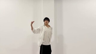 "Tolong kembalilah di musim semi, Minecraft penuh dengan bunga" "Lagu Bunga Baru Ju Jingyi"