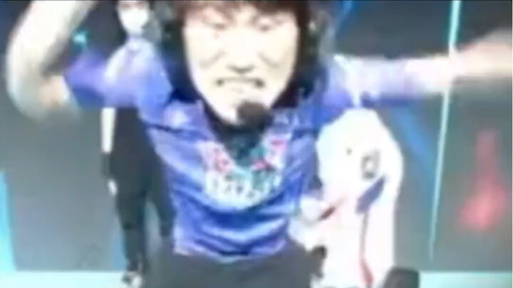 腕 豪 人 间 体！