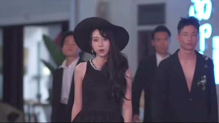 มู่เฟิงอวิ่น เทพสมบัติ.