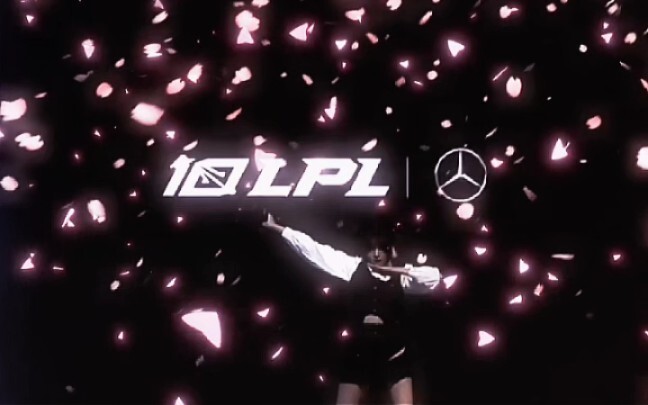 Sis Tuozi’s opening move is the absolute peak!