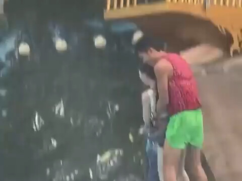 มาเล่นเรือเหาะบนน้ำกันเถอะ