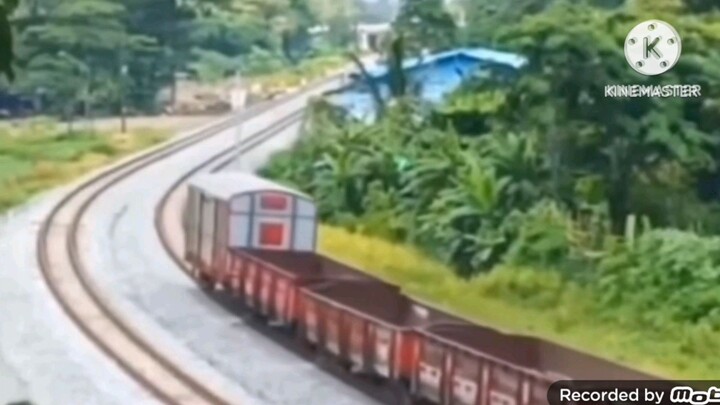 teletubbies escape the tsunami tralier version french