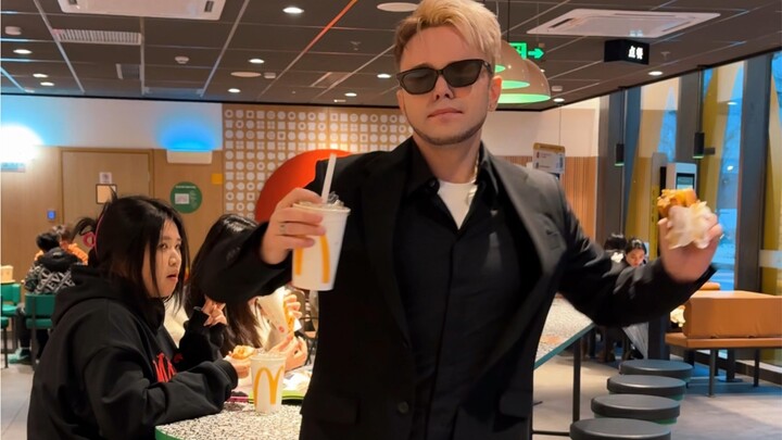 Nghe lại đã thành người trong khúc hát