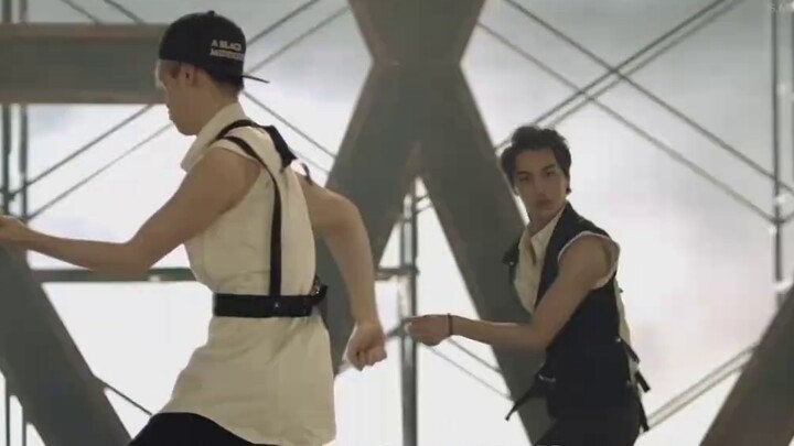 เนื้อเพลงภาษาจีนคำรามของ EXO⚡️"ทำไมเทศกาลไหว้พระจันทร์และวันชาติถึงมารวมกัน"⚡️