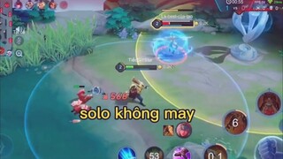 Trận rank rất chi là không may