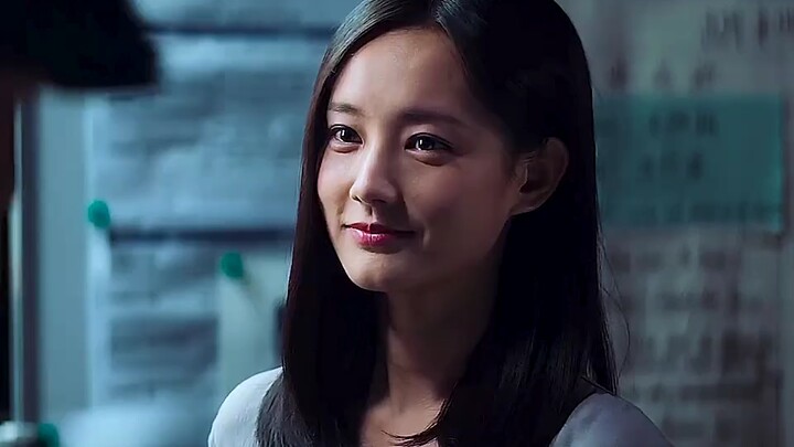 “Di saat kamu tidak menyadarinya, aku juga akan mencintaimu sangat lama, hingga ujung waktu.”