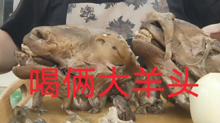 Anh họ mừng kỷ niệm 100 nghìn người theo dõi, chém bay hai đầu cừu thật quá đã