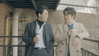 The Confidential Coffee Brake (두 교수의 은밀한 만남)