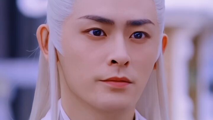 [Repost] Isn't the white-haired, cold and beautiful master's face already there? Li Xinze