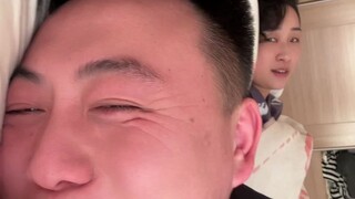 回不去家了！被撵出来了……