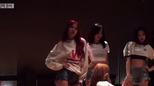 Brother Ying, I wish I could be as cool as you #rosé #Park Caiying #blackpink