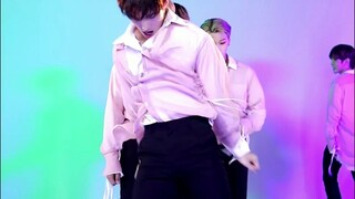 【Ateez】Nhảy trên thang, nạn nhân là sàn nhà